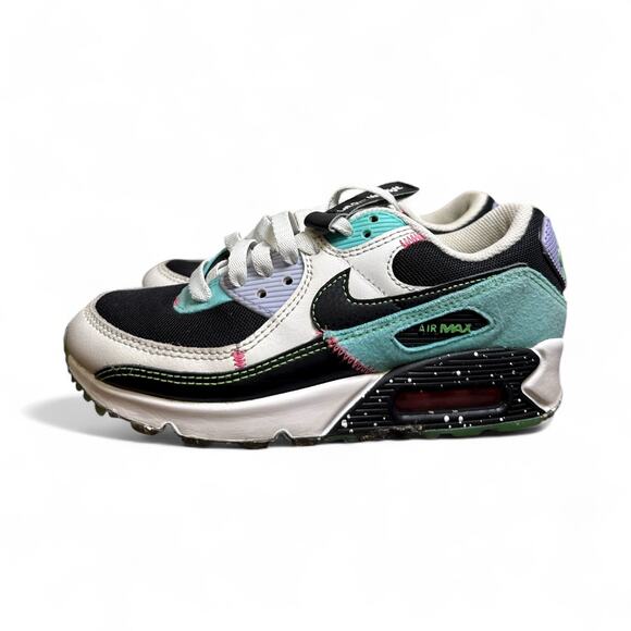 Size 5.5 - Nike Air Max 90 Exeter Edition - Aurora Green W - Picture 1 of 6